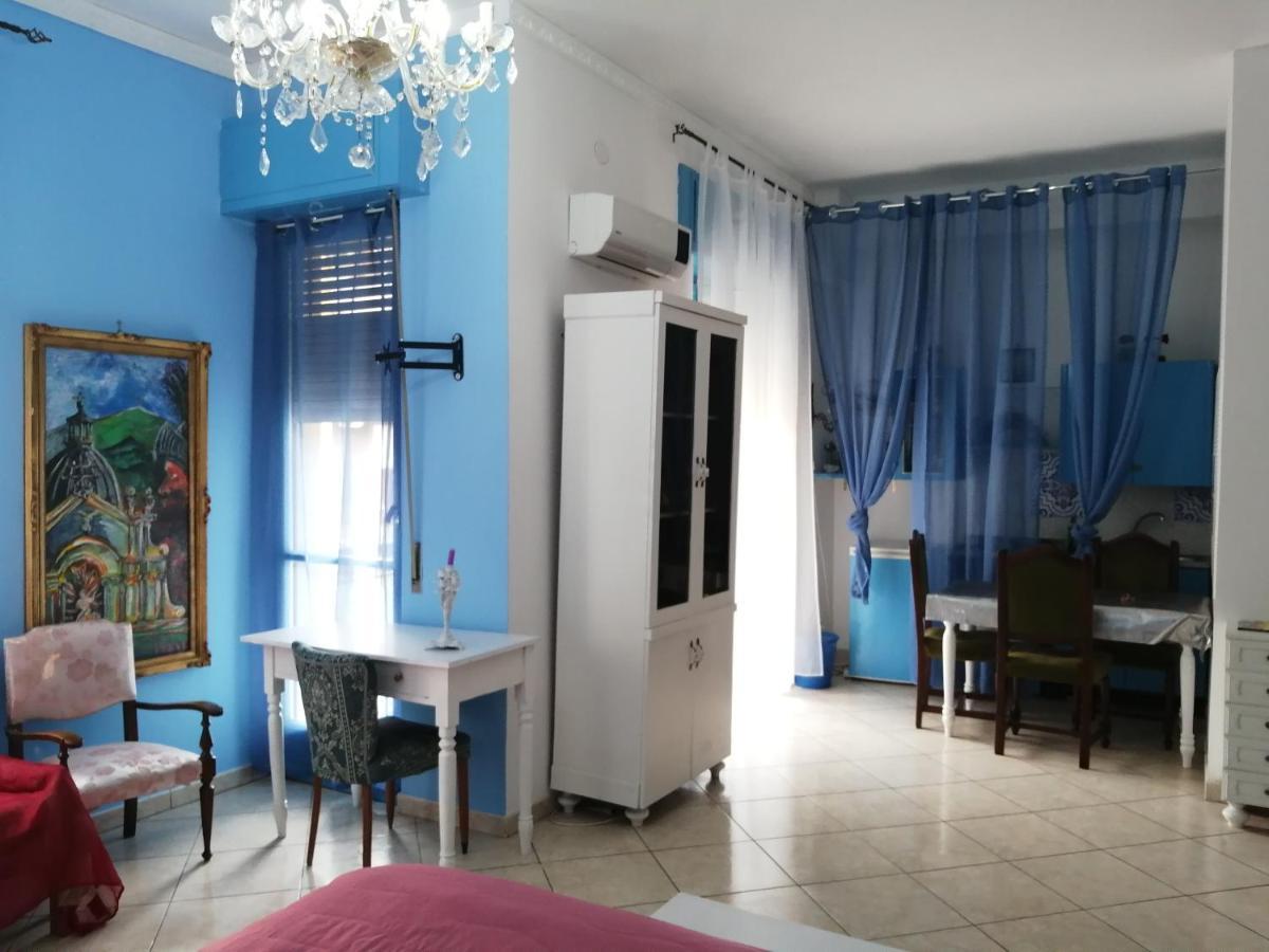 Central Chic Apartment Сиракуза Екстериор снимка